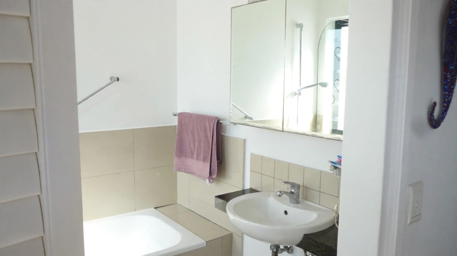 To Let 1 Bedroom Property for Rent in Knysna Central Western Cape
